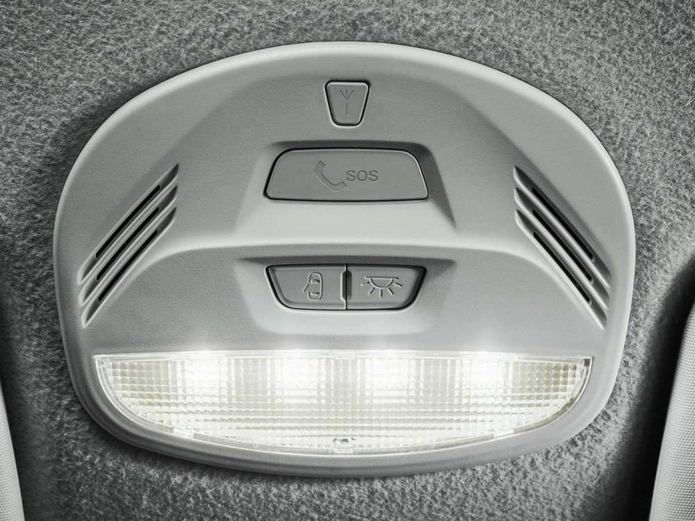 Lada Granta Хэтчбек - фото №11