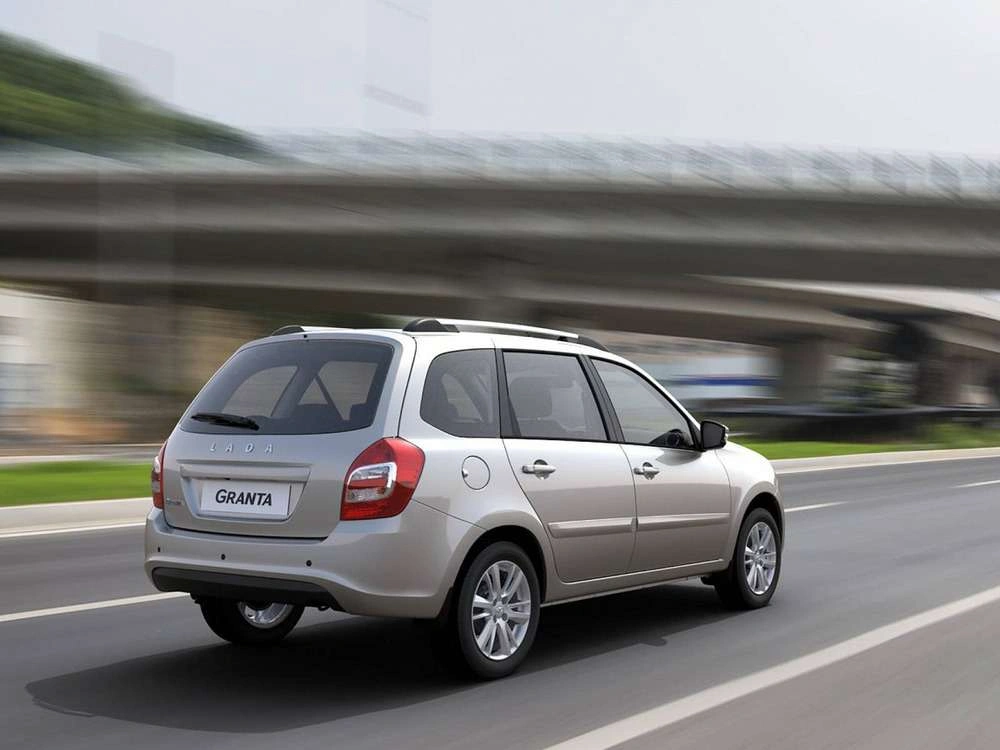 Lada Granta Универсал - фото №6
