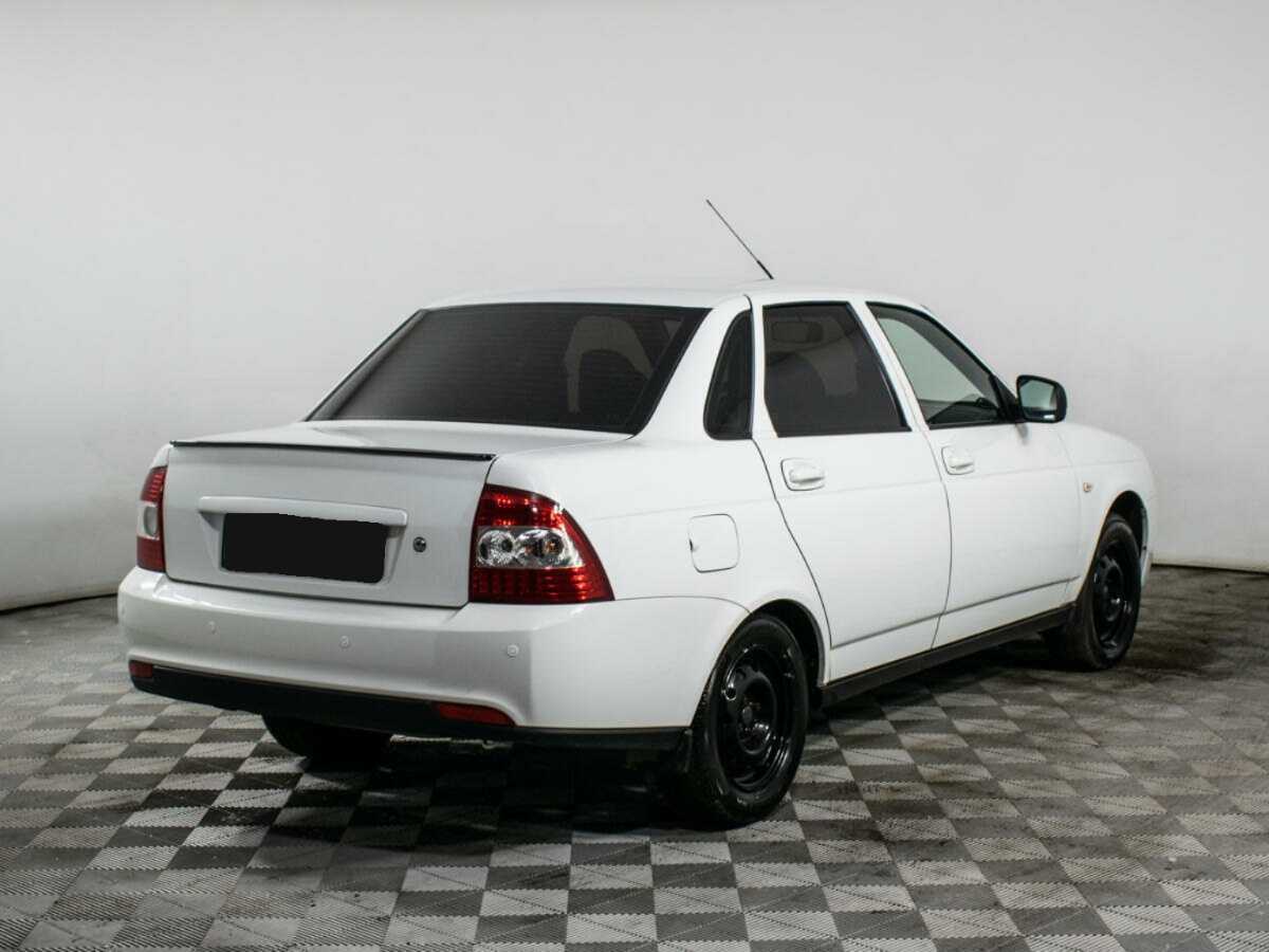 Lada (ВАЗ) Priora, 2017 - фото №4