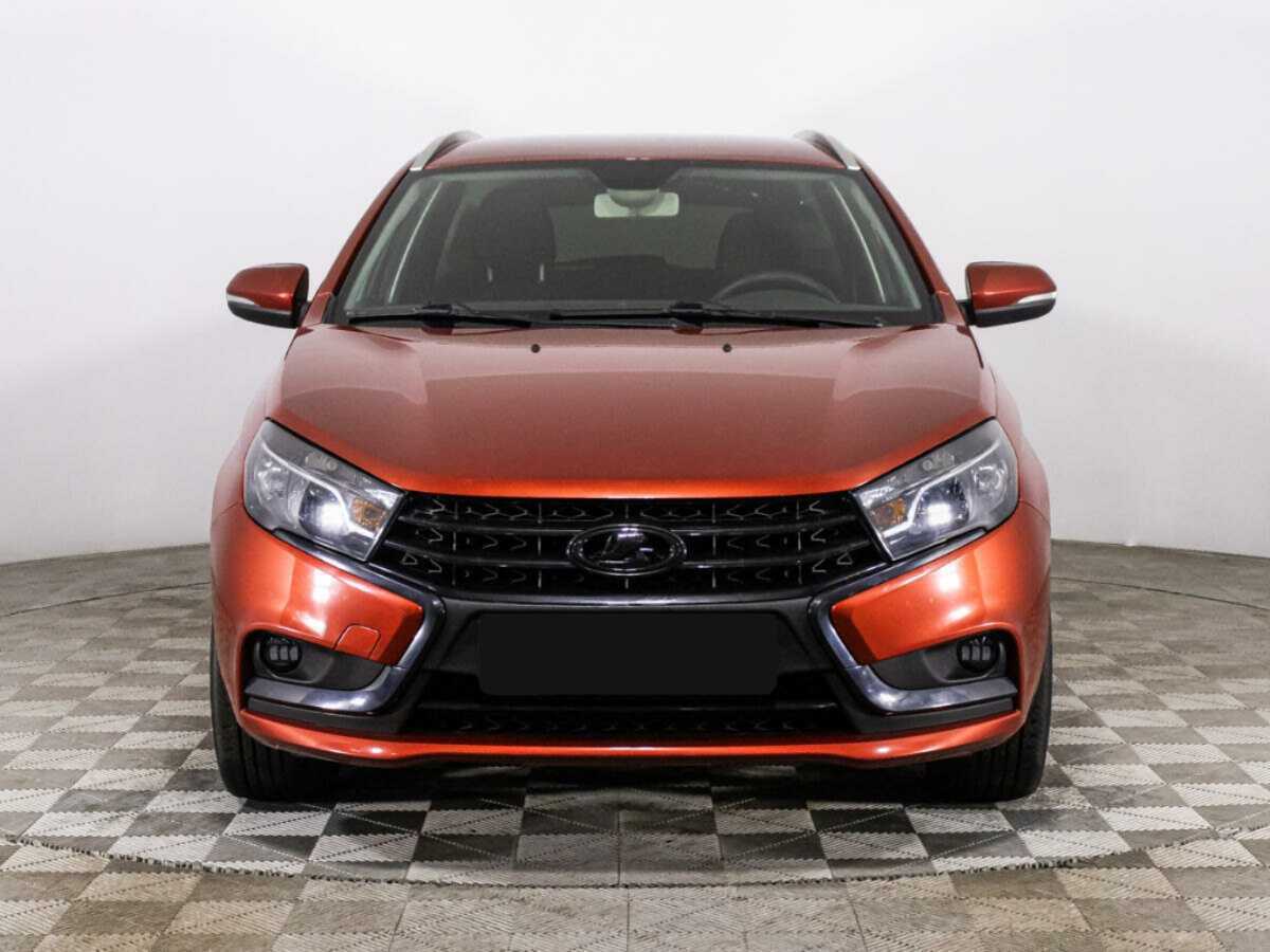 Lada (ВАЗ) Vesta SW, 2018 - фото №2